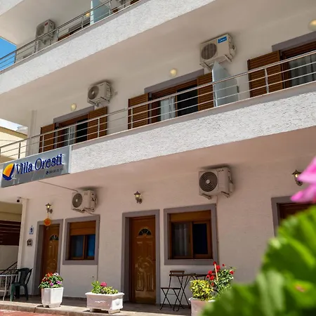 Apart-hotel Oresti *