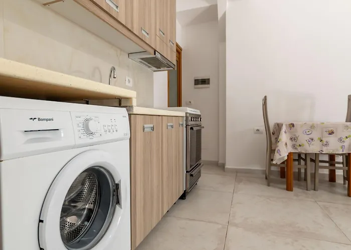 公寓式酒店 Oresti Sarandë