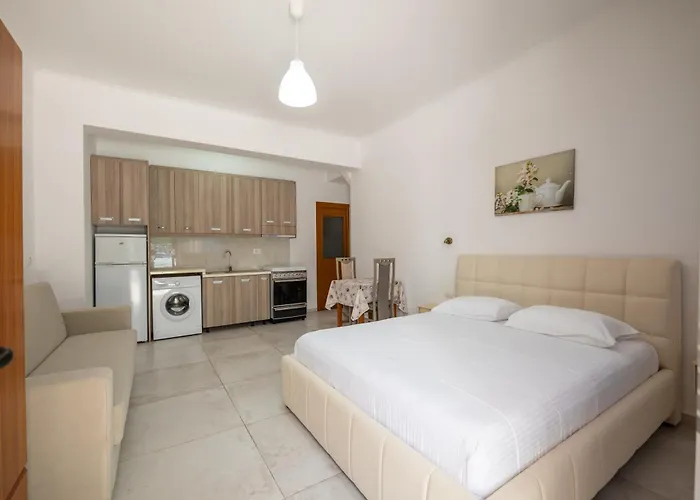 公寓式酒店 Oresti Sarandë