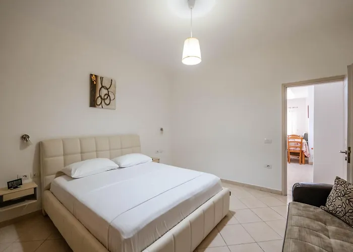 Oresti 公寓式酒店 *